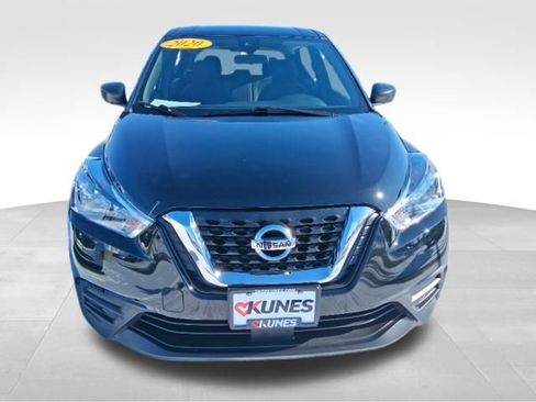 Used 2020 Nissan Kicks S image 13