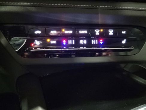 Certified 2023 Buick Envision Essence image 20