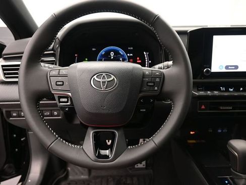 New 2026 Toyota Camry SE image 32