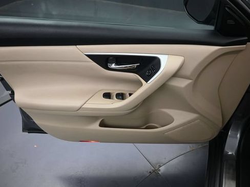 Used 2016 Nissan Altima 2.5 SL w/ 2.5 Technology w/LED Package FWD image 22