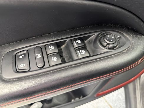 Certified 2020 Jeep Compass Trailhawk w/ Cold Weather Group AWD/4WD image 13