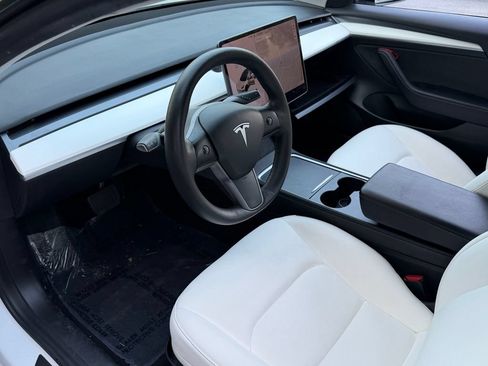 Used 2021 Tesla Model 3 Standard Range Plus RWD image 24
