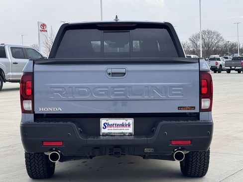 Used 2024 Honda Ridgeline TrailSport image 5