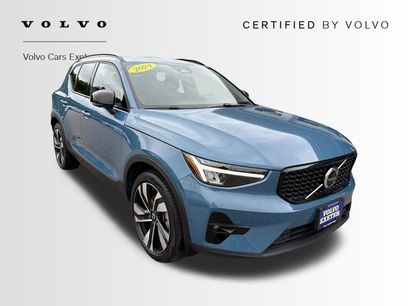 Used 2024 Volvo XC40 B5 Plus w/ Protection Package Premier
