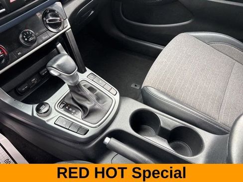 Used 2021 Kia Seltos S image 26