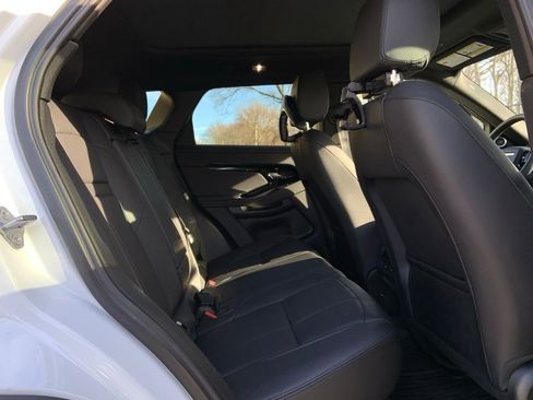 Certified 2025 Land Rover Range Rover Evoque S image 17