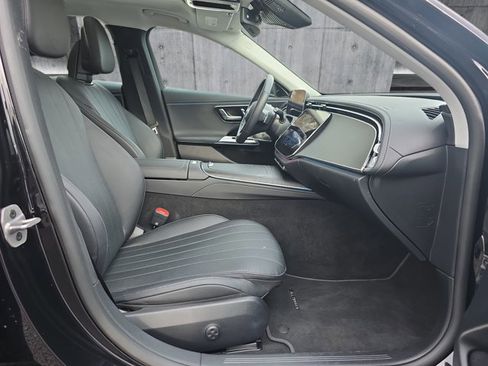 Used 2025 Mercedes-Benz E 450 4MATIC All-Terrain Wagon image 10