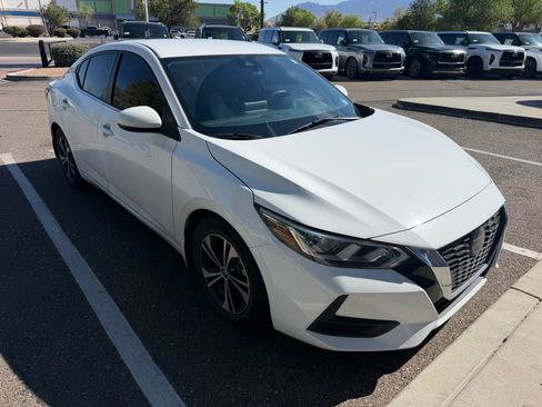 Used 2020 Nissan Sentra SV FWD image 2