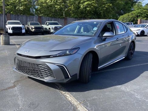 New 2026 Toyota Camry SE image 7