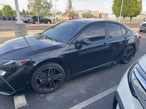 Used 2025 Toyota Camry XSE w/ Premium Package image 3