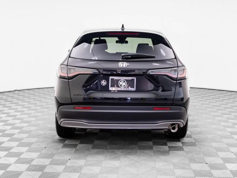 New 2027 Honda HR-V Sport image 4