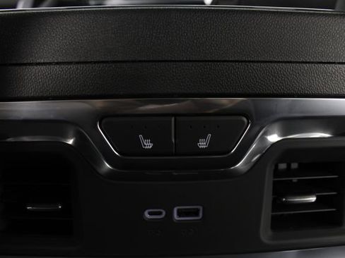 New 2026 GMC Sierra 1500 SLT image 20