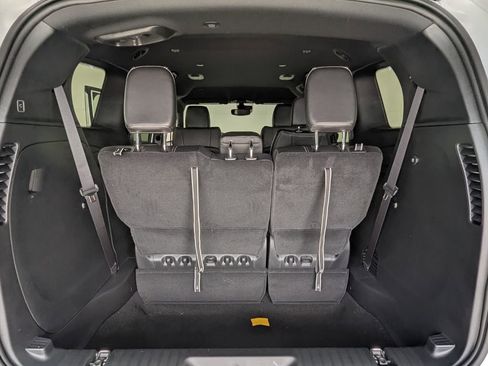 New 2026 Chrysler Pacifica Select image 28