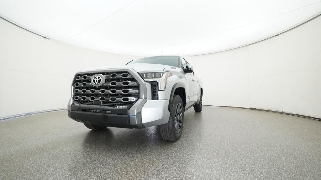 New 2025 Toyota Tundra Platinum AWD/4WD image 4