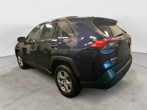 Used 2022 Toyota RAV4 XLE image 3