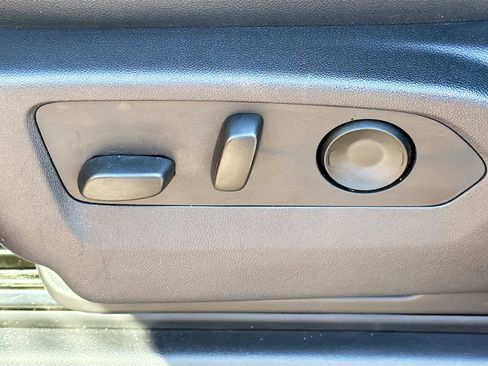 Used 2024 GMC Sierra 2500 AT4 w/ AT4 Premium Plus Package image 24