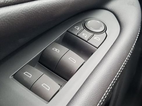 New 2025 Chevrolet Blazer EV LT AWD/4WD image 19
