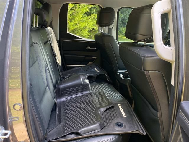 Used 2022 Toyota Tundra SR5 w/ SR5 Premium Package RWD image 32