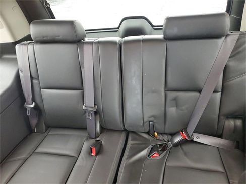 Used 2014 Chevrolet Tahoe LTZ image 10