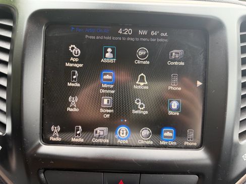 Used 2016 Jeep Cherokee Latitude w/ Comfort/Convenience Group FWD image 42