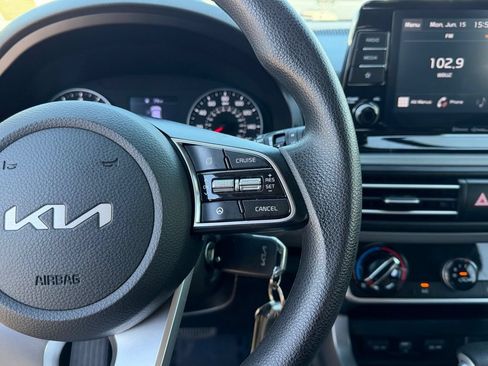 Used 2022 Kia Seltos LX AWD/4WD image 27