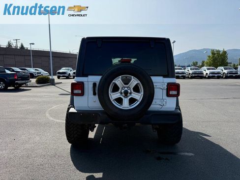 Used 2020 Jeep Wrangler Unlimited Sport S image 6