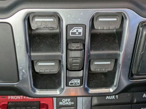 Used 2020 Jeep Gladiator Rubicon image 24