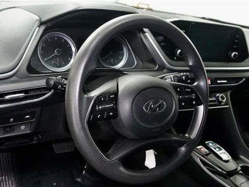 Used 2020 Hyundai Sonata SE FWD image 11