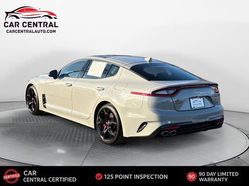 Used 2021 Kia Stinger GT2 image 3