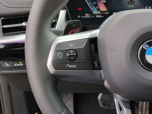 Used 2025 BMW X1 xDrive28i w/ Technology Package image 19