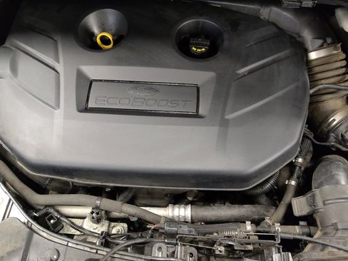 Used 2017 Ford Escape SE w/ Equipment Group 201A image 30