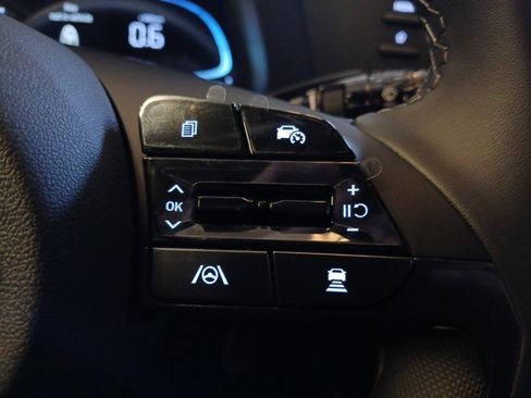 New 2026 Hyundai Elantra SEL Sport Premium image 17