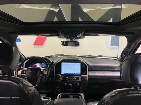 Used 2022 Ford F250 Platinum image 16