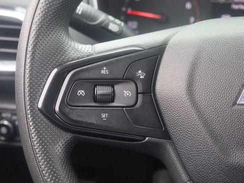 Used 2022 Chevrolet TrailBlazer LT AWD/4WD image 16