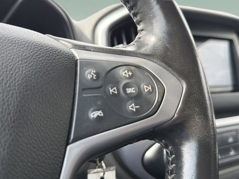 Used 2015 Chevrolet Colorado LT w/ Luxury Package image 22