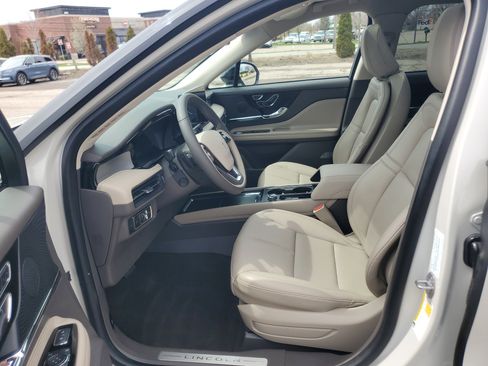 Used 2024 Lincoln Corsair AWD w/ Equipment Group 101A image 12