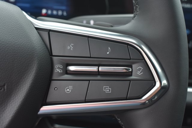 New 2027 Chevrolet Equinox LT w/ Safety and Technology Package FWD image 20
