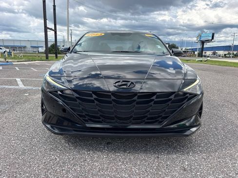 Used 2023 Hyundai Elantra SE FWD image 8
