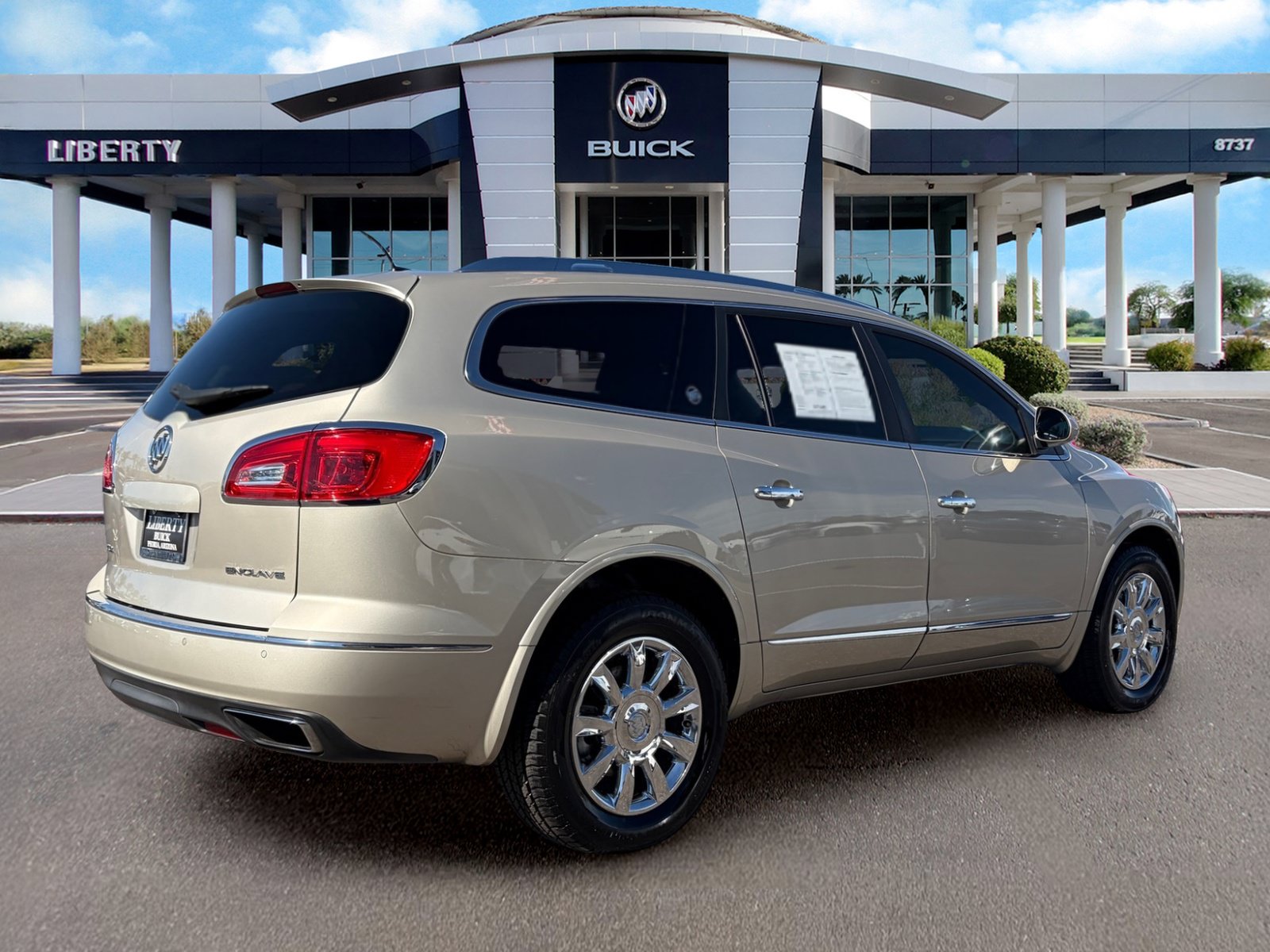 Used 2015 Buick Enclave Leather FWD image 4