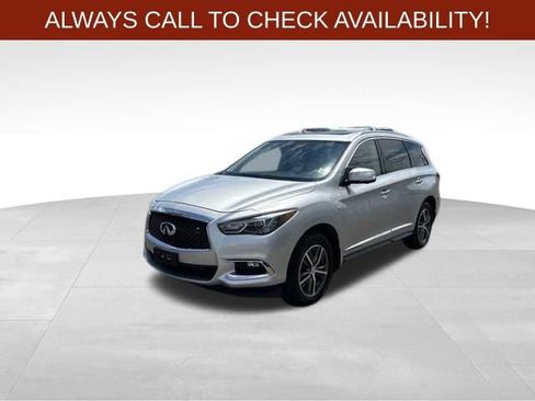 Used 2019 INFINITI QX60 Luxe w/ Essential Package AWD/4WD image 3
