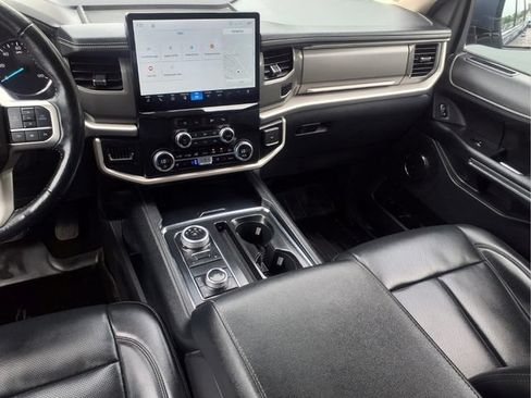 Used 2023 Ford Expedition Max XLT AWD/4WD image 36