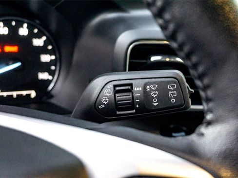 Used 2023 Ford Explorer XLT w/ Equipment Group 202A image 21