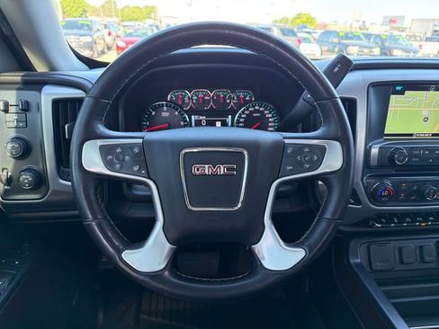 Used 2018 GMC Sierra 1500 SLT AWD/4WD image 10