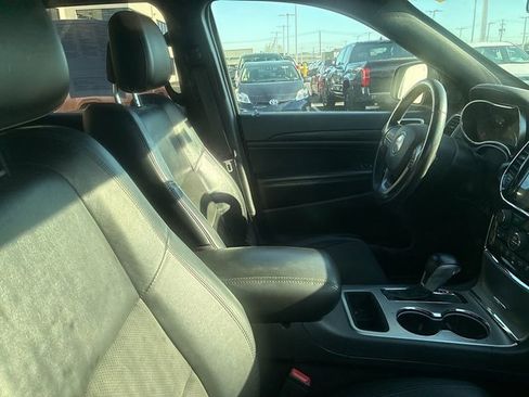 Used 2021 Jeep Grand Cherokee Laredo X AWD/4WD image 20