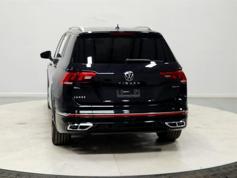 Used 2024 Volkswagen Tiguan SEL R-Line image 6