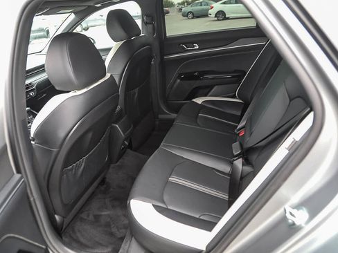 Used 2025 Kia K5 GT-Line w/ GT-Line Premium Package FWD image 18