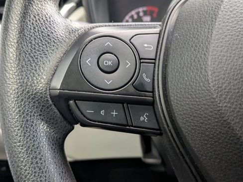 Used 2022 Toyota Corolla Cross L AWD/4WD image 11