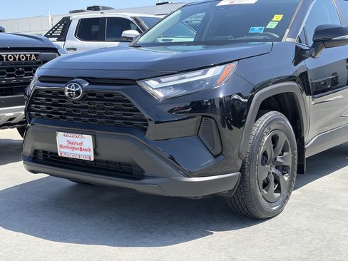 Certified 2024 Toyota RAV4 LE FWD image 7