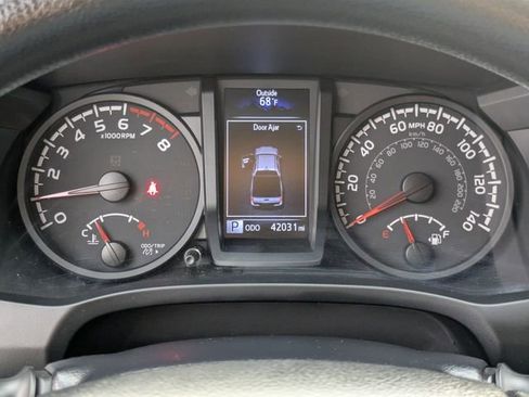 Used 2023 Toyota Tacoma SR image 20