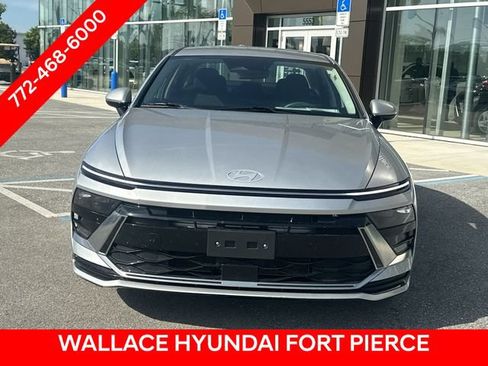 Used 2024 Hyundai Sonata SEL FWD image 3